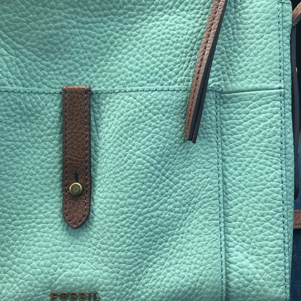 Teal Fossil crossbody purse - Picture 4 of 7